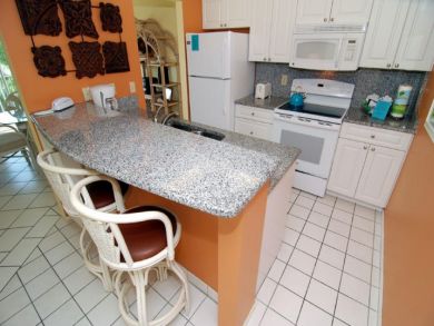 Sanibel Island 2 Bedroom Condo will Accommodate up to Six Sanibel Island 2 Bedroom Condo will Accommodate up to Six