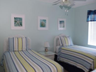 Sanibel Island 2 Bedroom Condo will Accommodate up to Six
