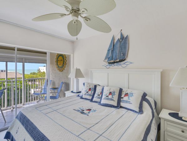 Gulf-Front Two Bedroom Vacation Rental Condo in Sanibel