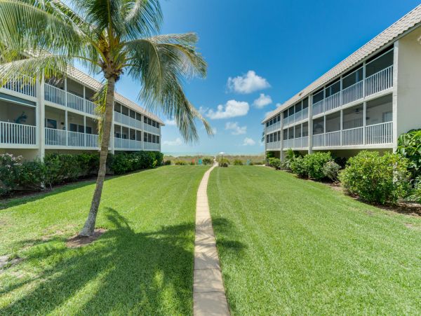 Sanibel Vacation Condo with 2 Bedroom