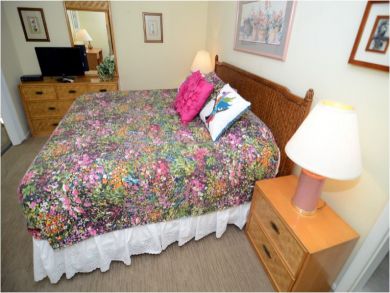 Master Bedroom has King Bed Master Bedroom has King Bed