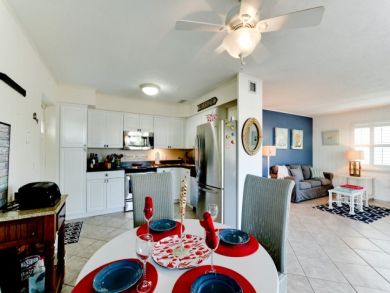 Vacation Duplex in Anna Maria Short Walk to Beach Sleeps 4 Vacation Duplex in Anna Maria Short Walk to Beach Sleeps 4