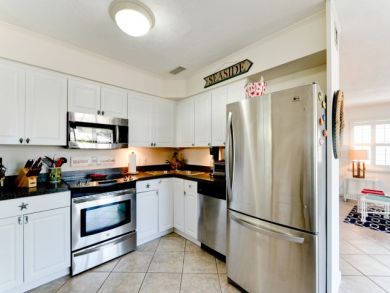 Vacation Duplex in Anna Maria Short Walk to Beach Sleeps 4 Vacation Duplex in Anna Maria Short Walk to Beach Sleeps 4