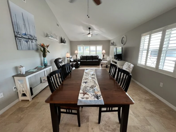 Recently remodeled close to the beach Beachside of road