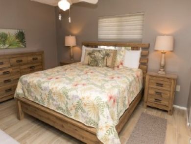 Located on the Beach at Siesta Key - 2 Bedroom Condo