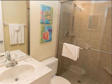Located on the Beach at Siesta Key - 2 Bedroom Condo