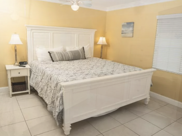 Siesta Key Beach Condo Pool Great Location