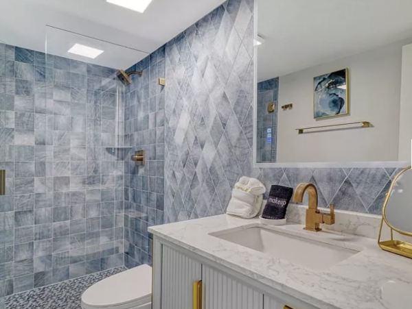 Siesta Key Vacation Rental Accommodations- 2 bedrooms