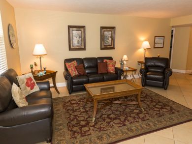 Siesta Key Two Bedroom Condo Stroll to the Village Views