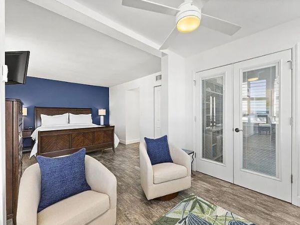 Siesta Key Gulf Front Condo – 2 Bedroom Vacation Rental