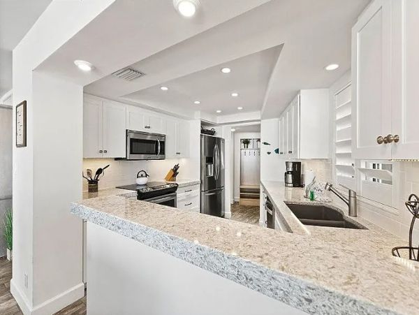 Siesta Key Gulf Front Condo – 2 Bedroom Vacation Rental