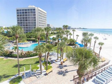 Pool & Beach View