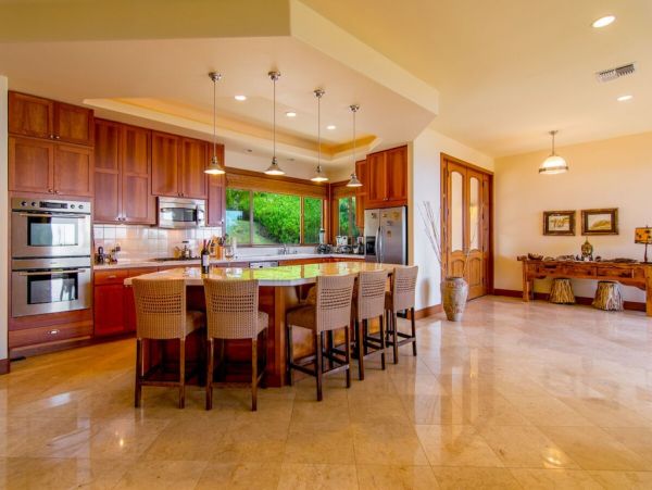 Luxury Six Vacation Villa with Pool & Spa Sleeps 10
