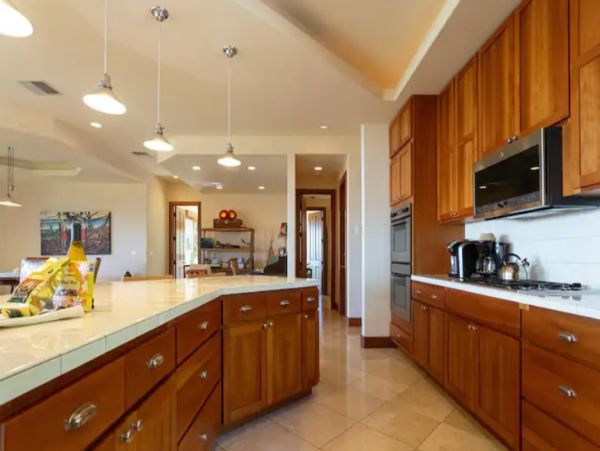 Luxury Six Vacation Villa with Pool & Spa Sleeps 10
