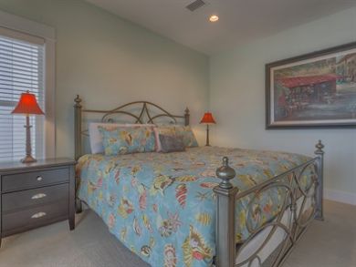 Luxury Vacation Rental with 10 Bedrooms 9.5 bathrooms