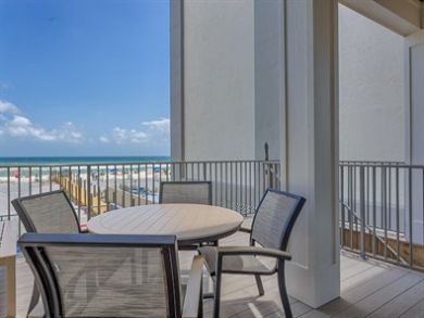 Luxury Vacation Rental with 10 Bedrooms 9.5 bathrooms