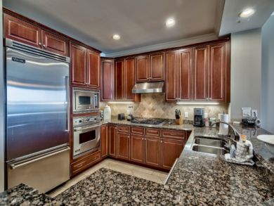 Santa Rosa Beach Luxury Condo On Beach Sleeps 10 Guests