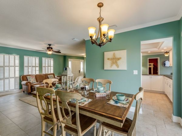 Siesta Key Home with Private Pool and Canal Front Sleeps 12