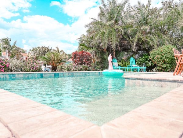 Siesta Key Luxury Vacation Rental Home Pool