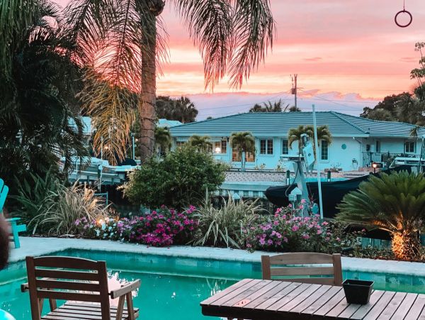 Siesta Key Luxury Vacation Rental Home Pool