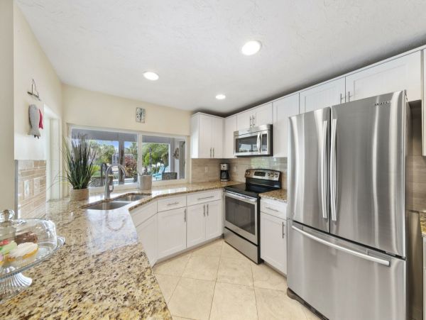 Siesta Key Luxury Vacation Rental Home Pool
