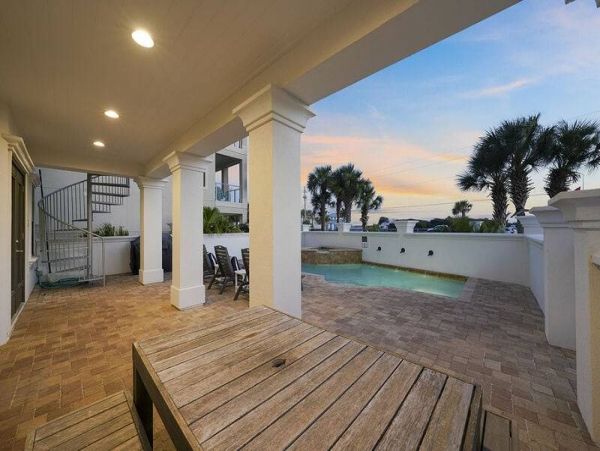 Steps to Beach Vacation Home Six Bedroom