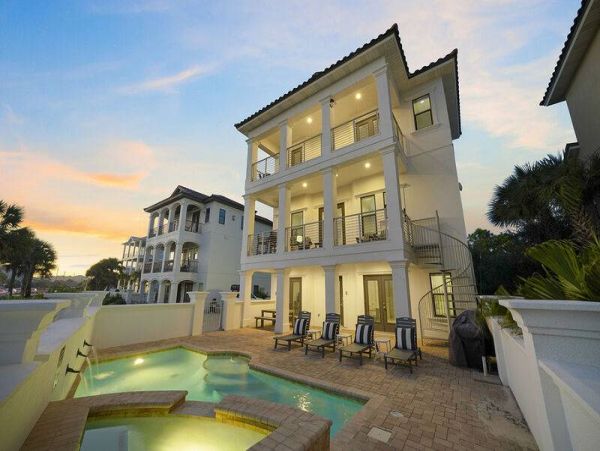Steps to Beach Vacation Home Six Bedroom