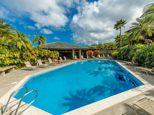 Ocean Views Two Bedroom Vacation Condo in Kapalua