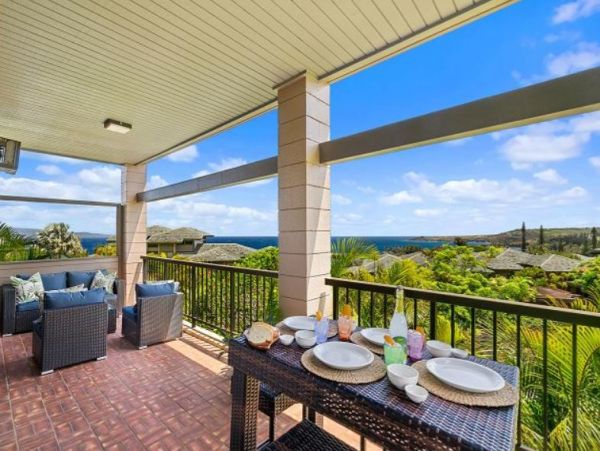 Ocean Views Two Bedroom Vacation Condo in Kapalua