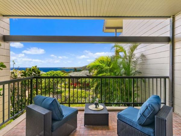 Ocean Views Two Bedroom Vacation Condo in Kapalua