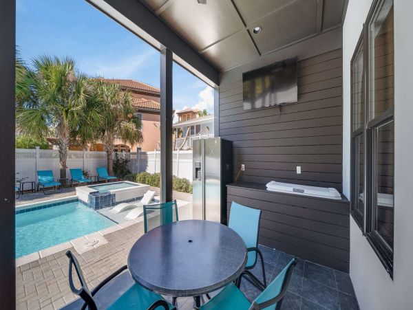 Miramar Beach 8 Bedroom Luxury Vacation Home