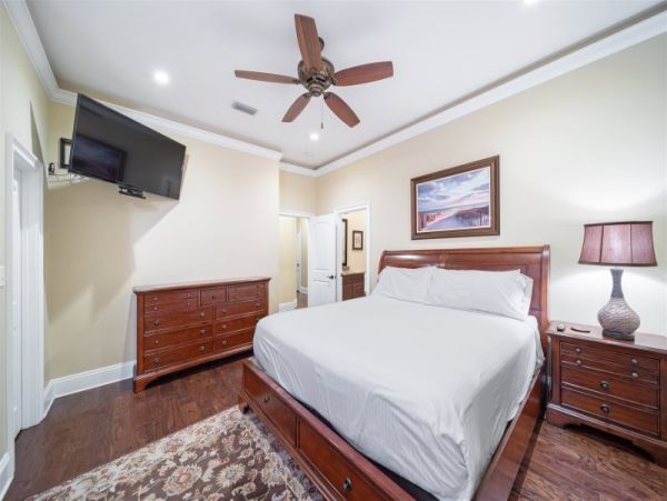Luxury Home on Miramar Beach 9 Bedrooms Sleeps 36