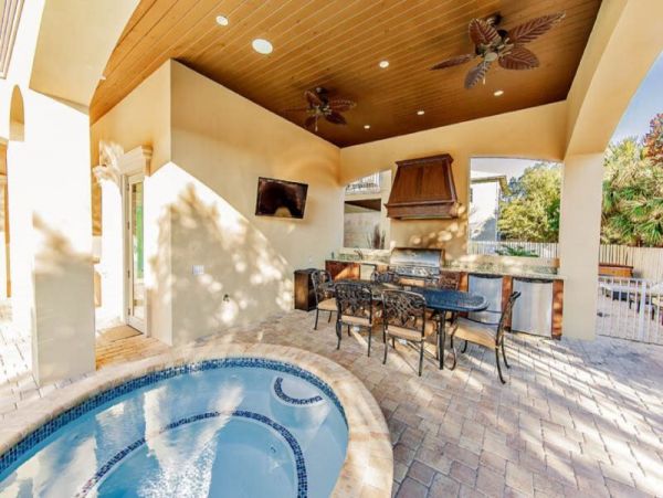 Luxury Home on Miramar Beach 9 Bedrooms Sleeps 36