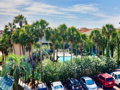 Destin Luxury Vacation Rental Sleeps 12 Direct Beach Access