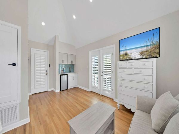 Miramar Gulf Front Vacation Rental Luxury Home with Pool & Guests House