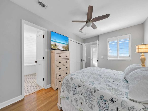 Miramar Gulf Front Vacation Rental Luxury Home with Pool & Guests House