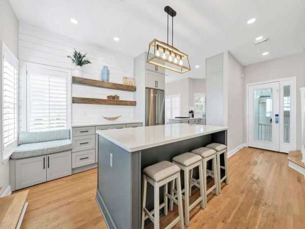 Miramar Gulf Front Vacation Rental Luxury Home with Pool & Guests House