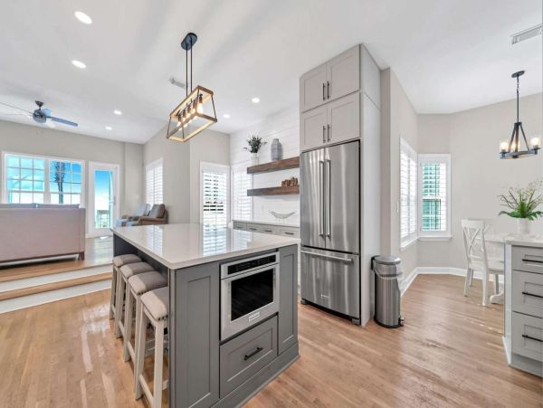 Miramar Gulf Front Vacation Rental Luxury Home with Pool & Guests House