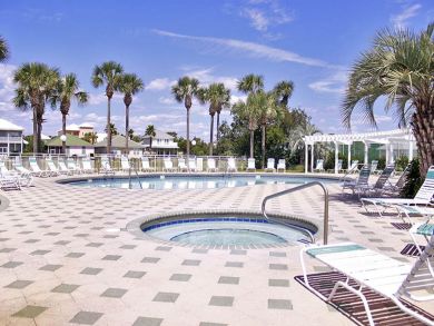 Miramar Beach Top Floor Condo Sleeps 6  Short Walk to Beach