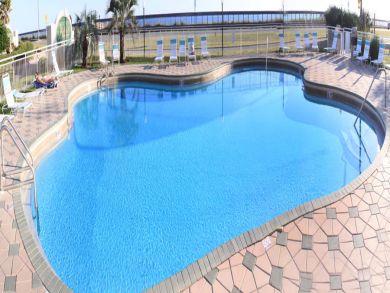 Miramar Beach Top Floor Condo Sleeps 6  Short Walk to Beach