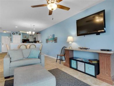 Miramar Beach Top Floor Condo Sleeps 6  Short Walk to Beach