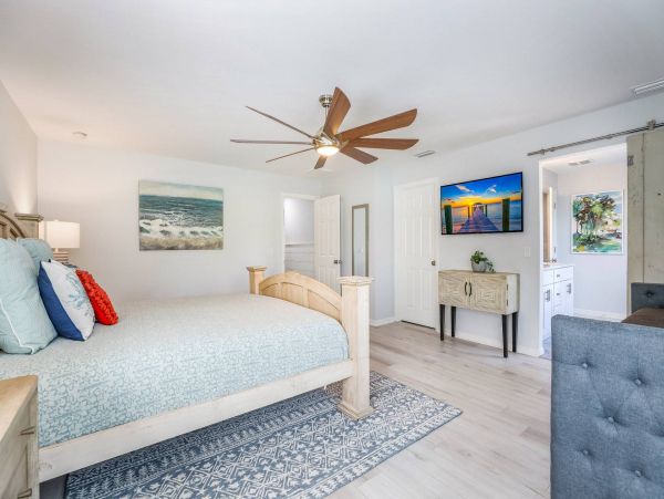 Anna Maria Island Vacation Pool Home Short Walk to Beach