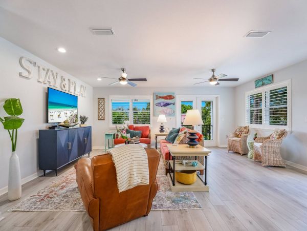 Anna Maria Island Vacation Pool Home Short Walk to Beach