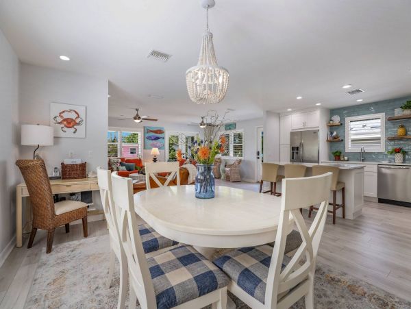 Anna Maria Island Vacation Pool Home Short Walk to Beach
