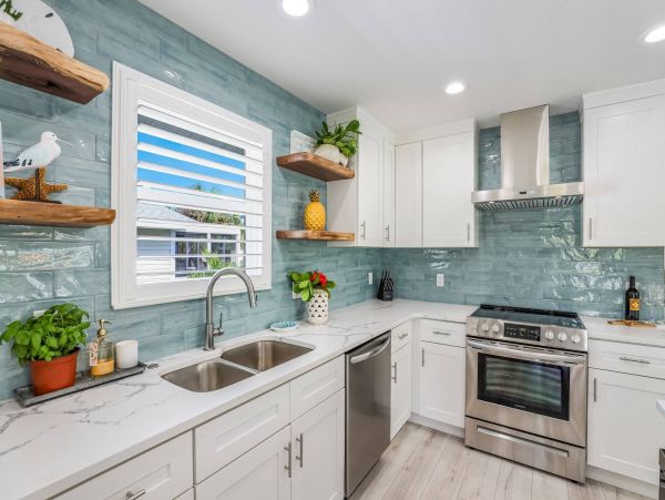 Anna Maria Island Vacation Pool Home Short Walk to Beach