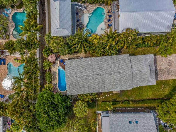 Anna Maria Island Vacation Pool Home Short Walk to Beach
