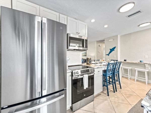 Siesta Key Walk to Beach Vacation Rental Home 3 Bedrooms