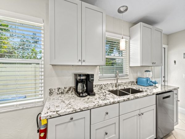 Siesta Key Walk to Beach Vacation Rental Home 3 Bedrooms