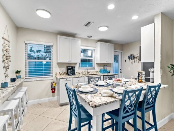 Siesta Key Walk to Beach Vacation Rental Home 3 Bedrooms