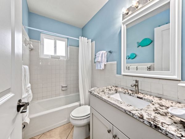 Siesta Key Walk to Beach Vacation Rental Home 3 Bedrooms